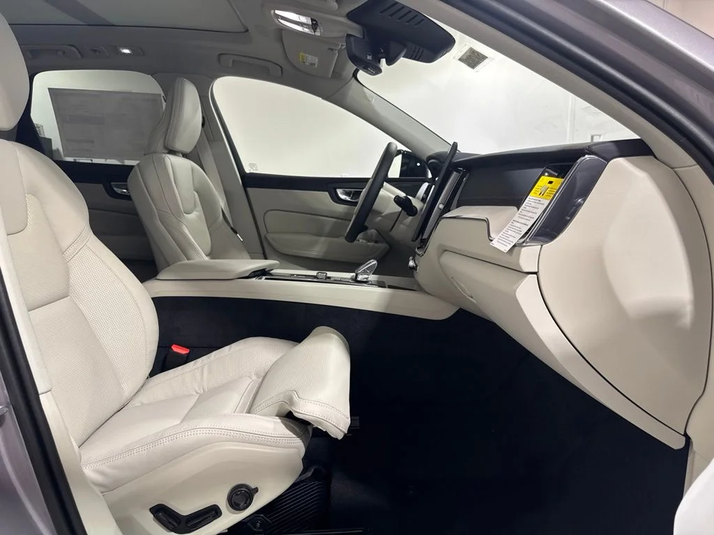 New 2026 Aurora Blue Volvo T8 Ultra image 28