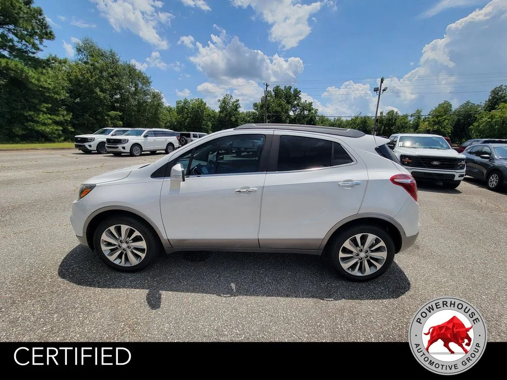 Used 2018 White Buick Preferred image 2