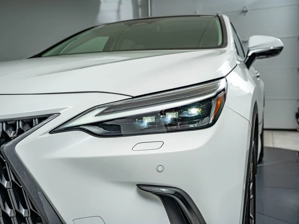 Certified Used 2026 WHITE NOVA GLASS FLAKE Lexus 350 Luxury image 13