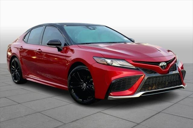 Certified Used 2023 SUPERSONIC RED/BLACK Toyota  image 4