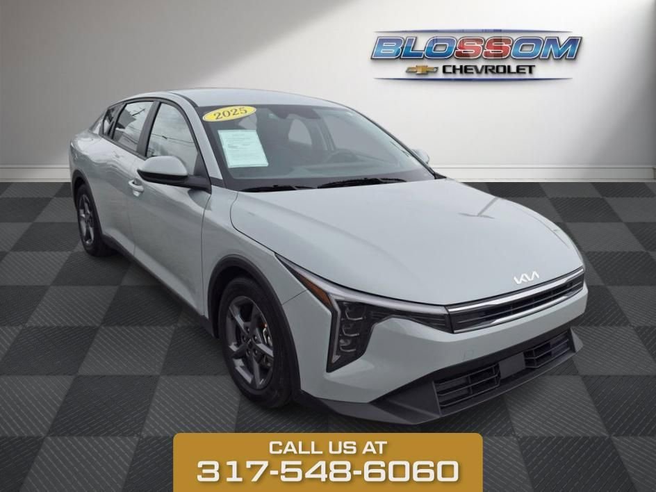 2025 Kia K4