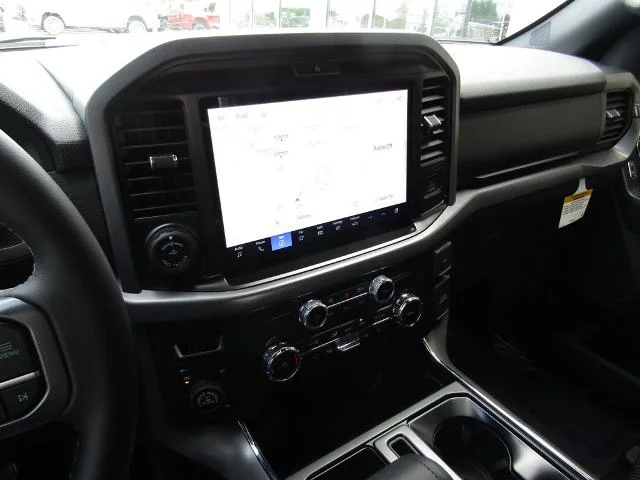 New 2026 Carbonized Gray Metallic Ford XLT image 62