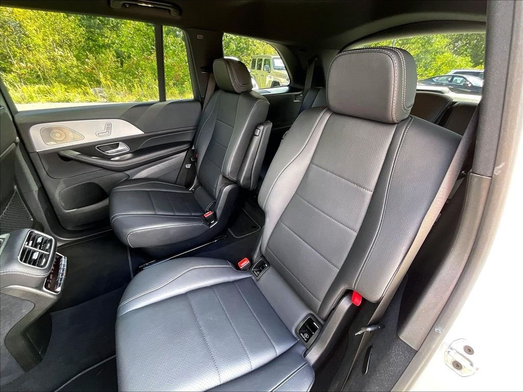 Used 2025 Cirrus Silver Metallic Mercedes-Benz GLS 450 image 14