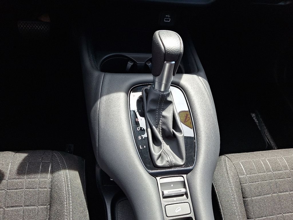 Used 2024 White Honda LX image 16