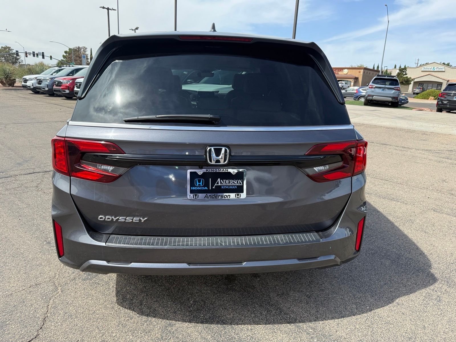Used 2025 Solar Silver Metallic Honda EX-L image 7