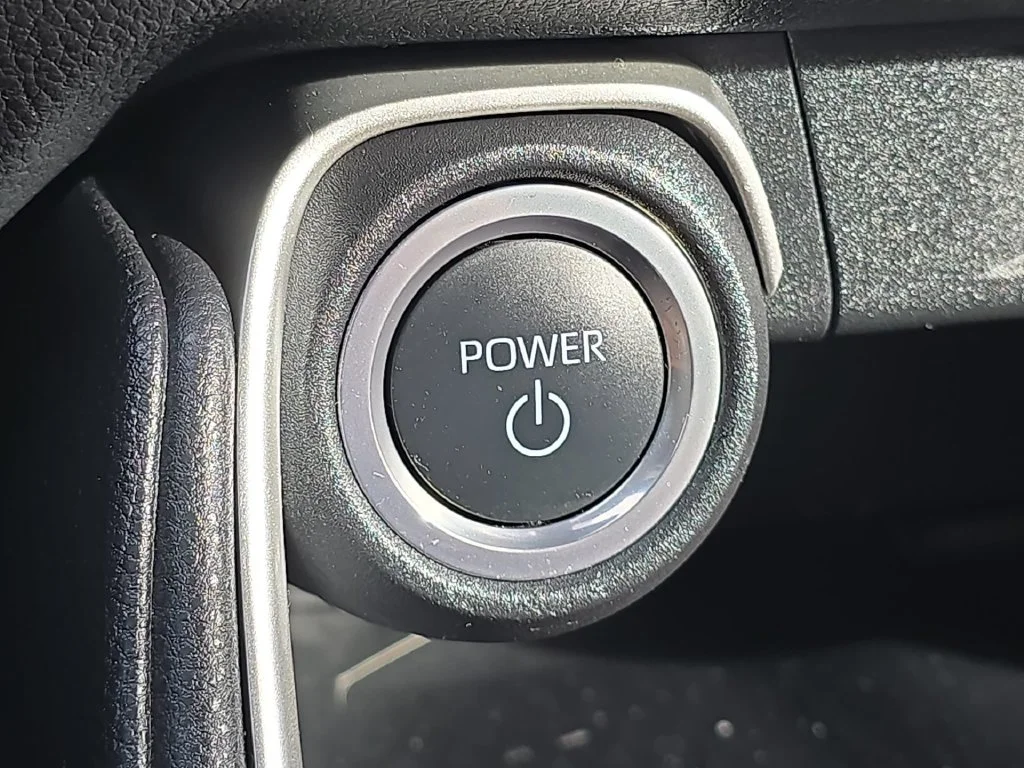 Used 2024  Toyota XLE image 30