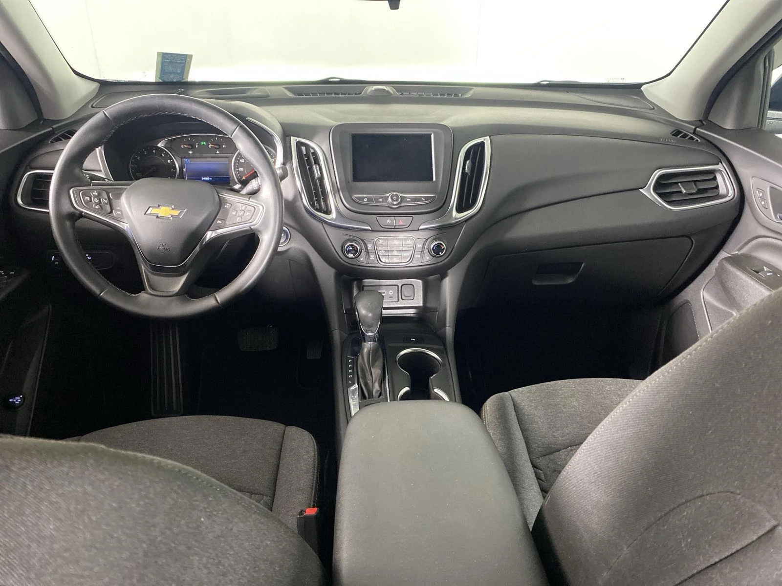 Used 2024 Lakeshore Blue Metallic Chevrolet LT image 24