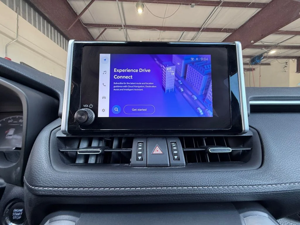 Used 2025 Gray Toyota XLE Premium image 21