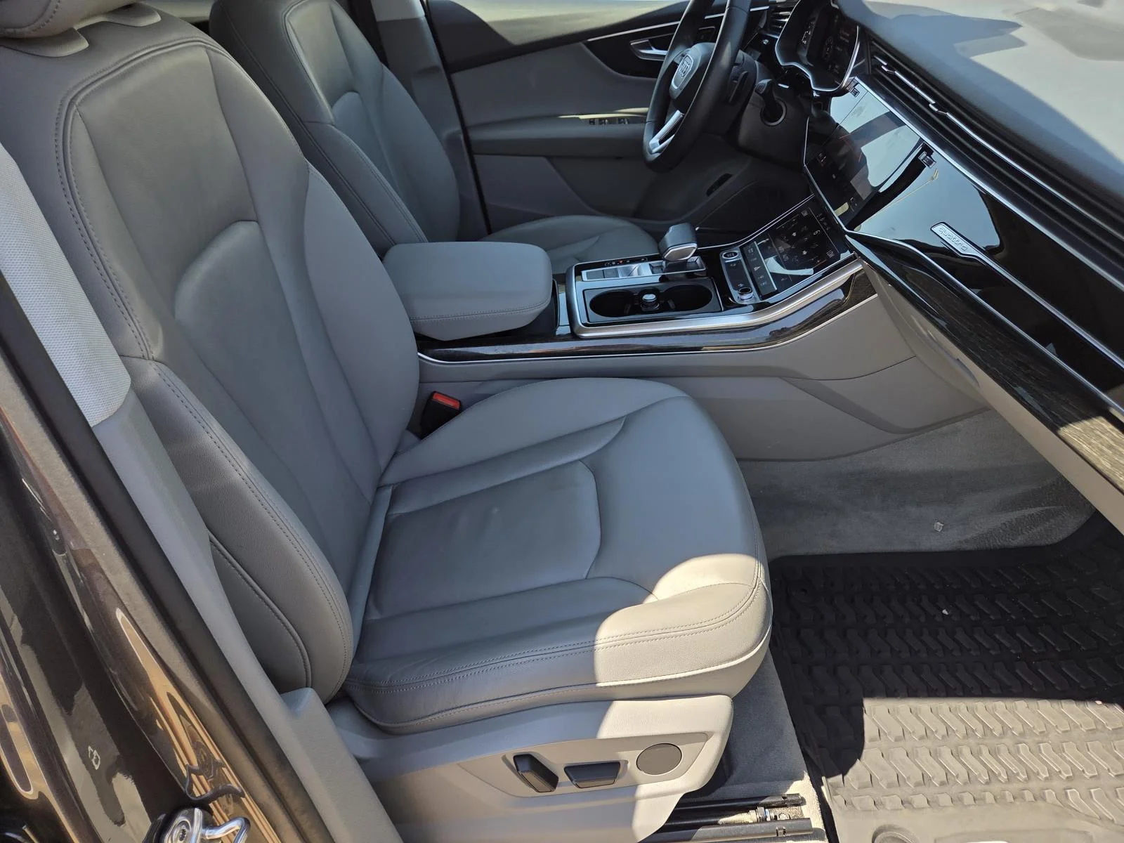 Used 2022 Samurai Gray Metallic Audi Premium Plus image 37