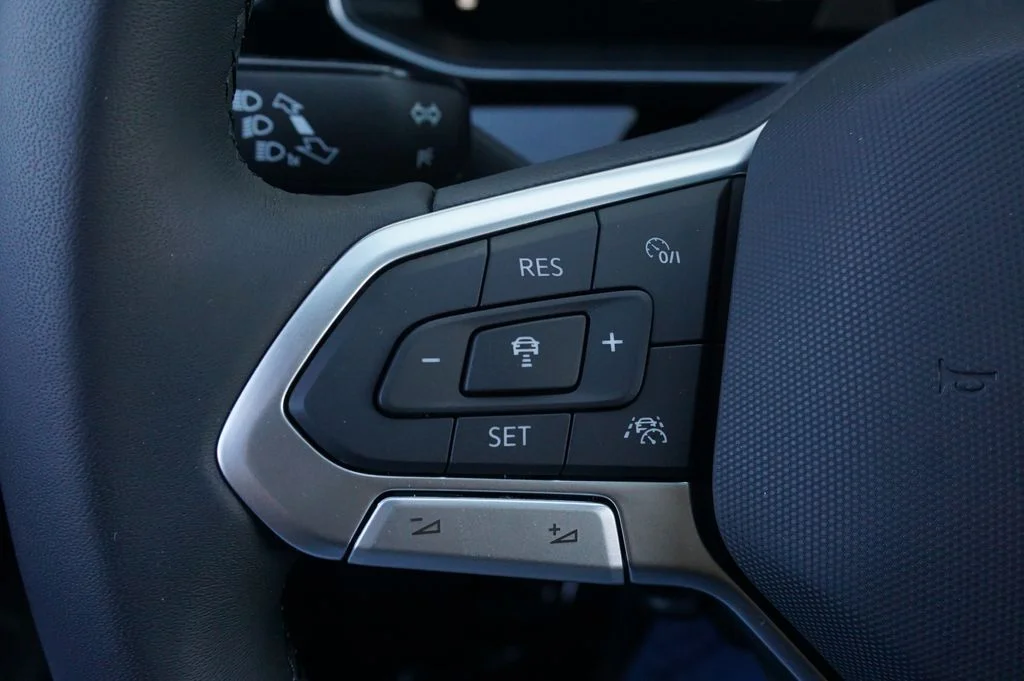New 2026 Blue Volkswagen 1.5T SE image 17