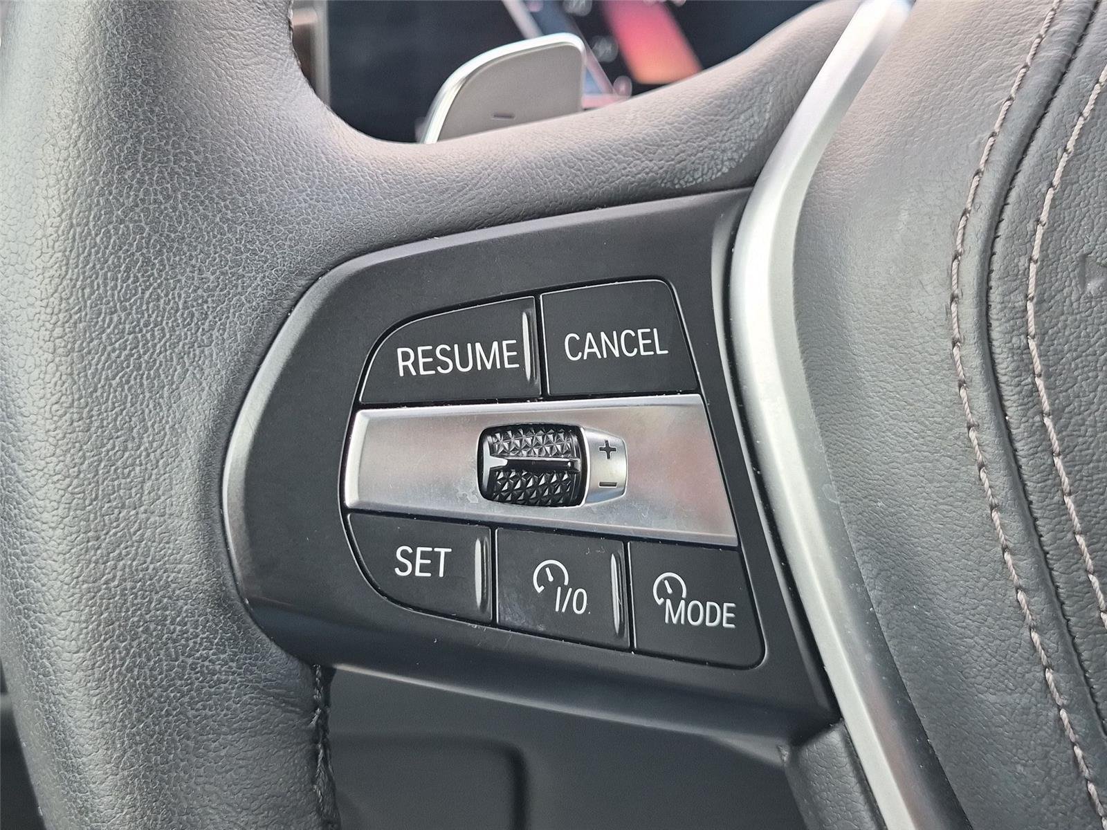 Used 2024 Black Sapphire Metallic BMW xDrive40i image 19