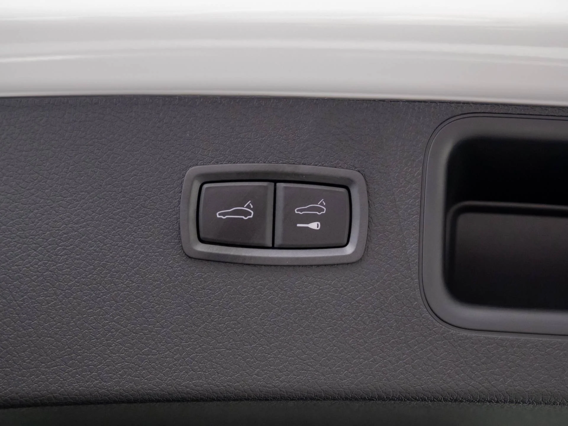 Used 2026 White Porsche  image 31