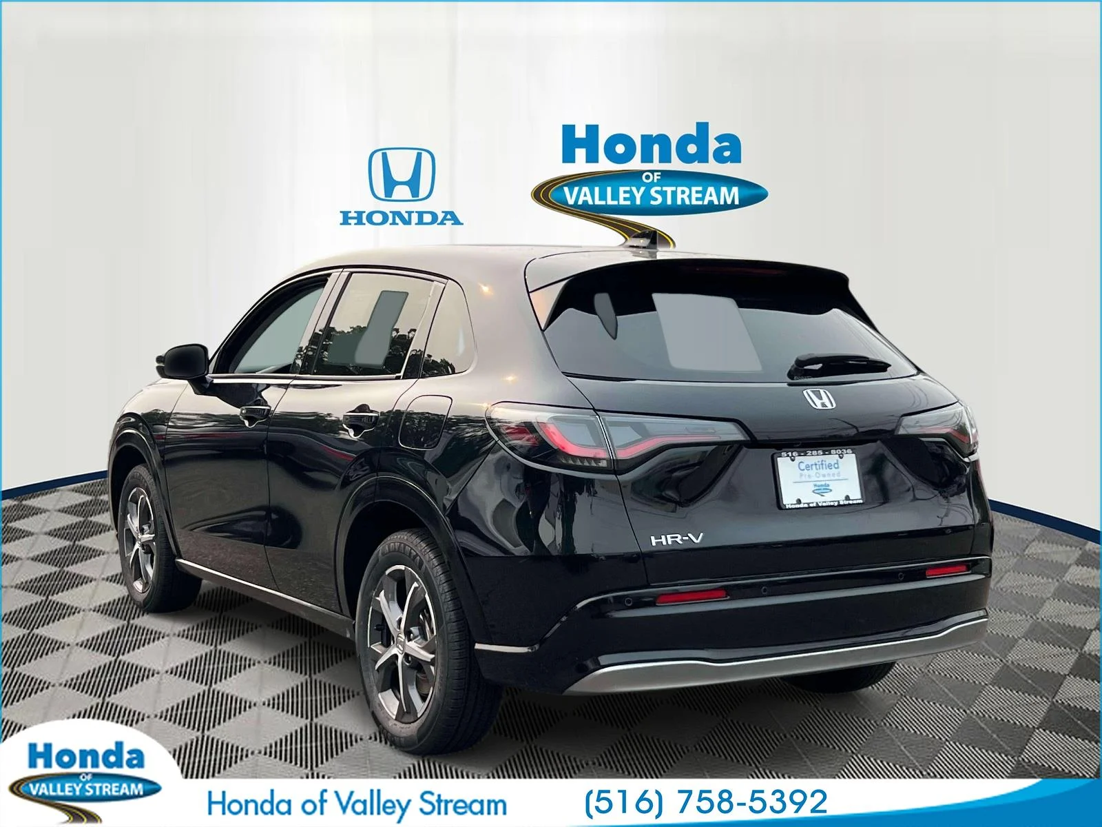 Certified Used 2024 Crystal Black Pearl Honda EX-L image 30
