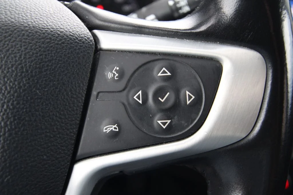 Used 2020 Gray GMC SLT image 21