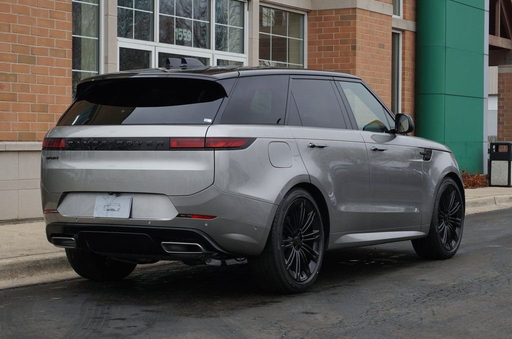 Certified Used 2026 Silver Land Rover Dynamic SE image 6