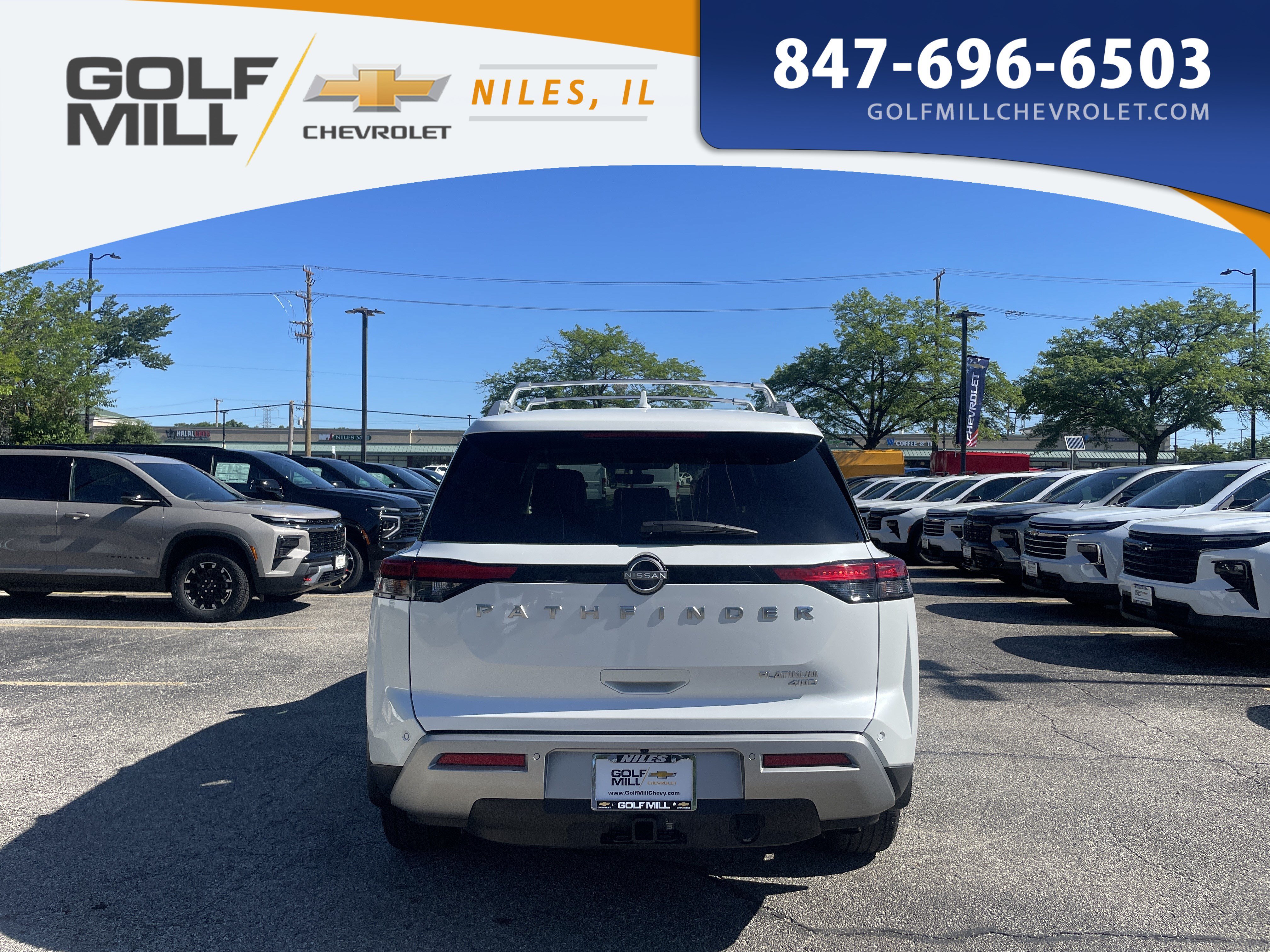 Used 2025 Everest White Pearl Tricoat Nissan Platinum image 6