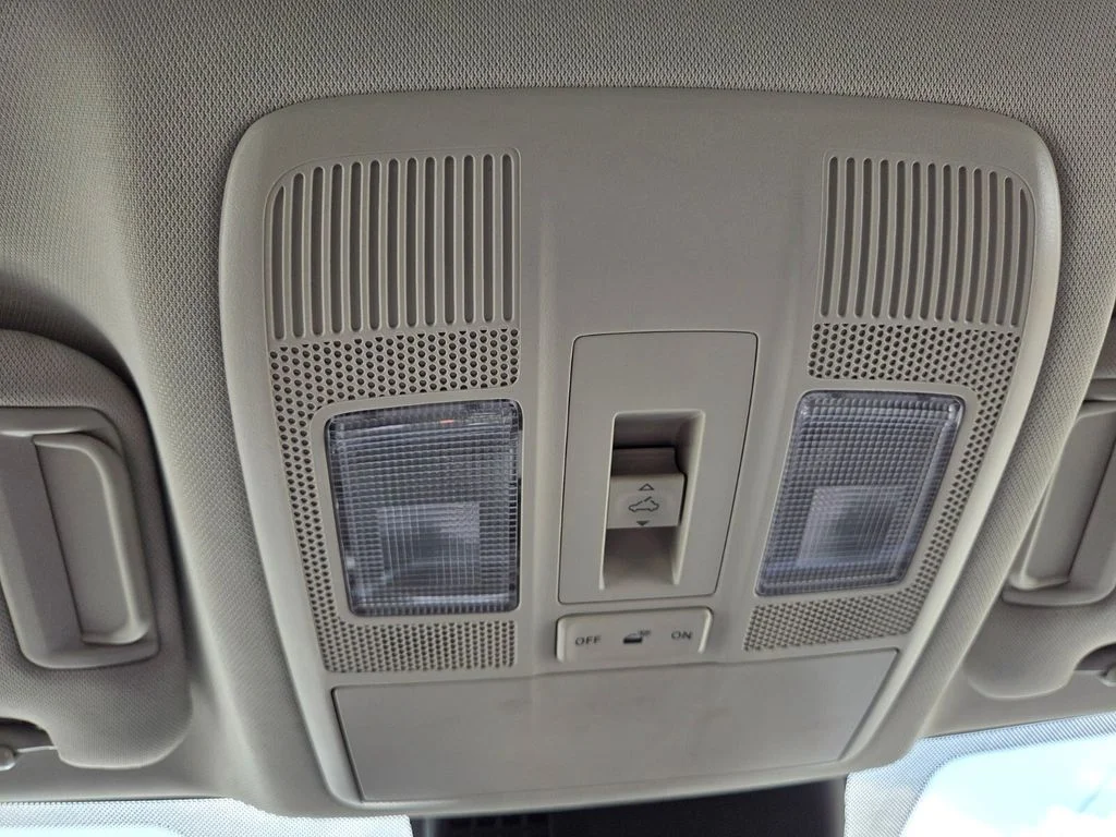 Used 2025 Silver Mazda 2.5 S Preferred Package image 19