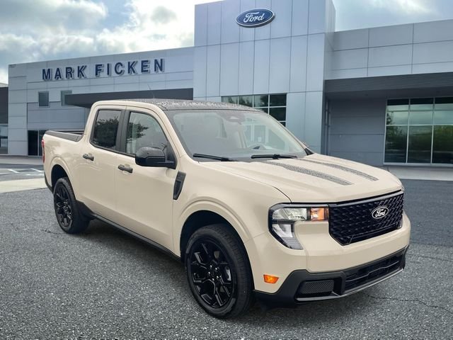 New 2025 Beige Ford XLT image 1
