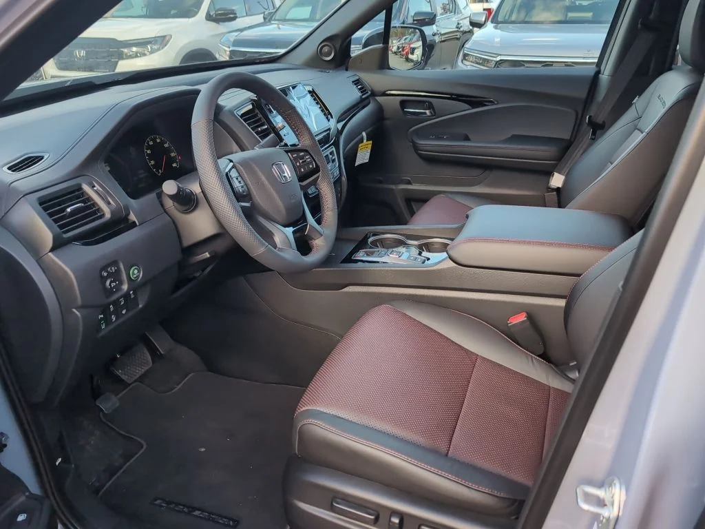 2026 Honda Ridgeline Black Edition - Photo 11