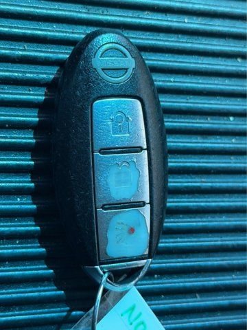 Used 2010 Blue Nissan Titanium image 21