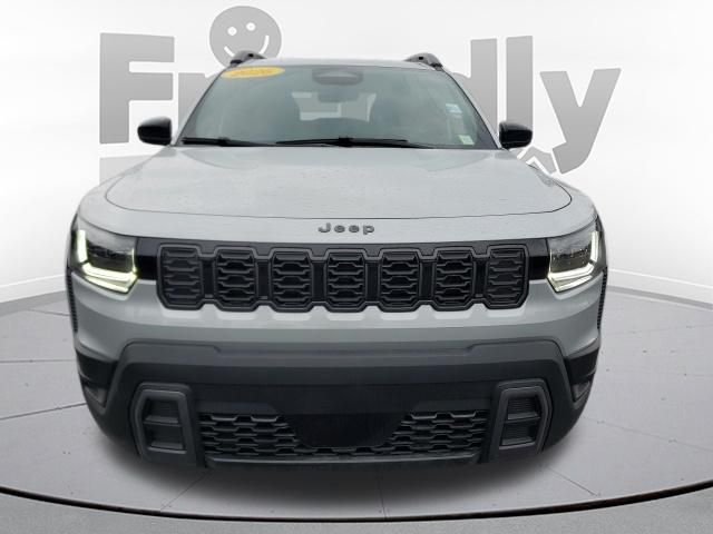 New 2026 Silver Zynith Clear-Coat Exterior Paint Jeep Laredo image 8