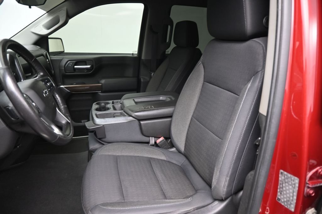 Used 2019 Red Chevrolet RST image 19