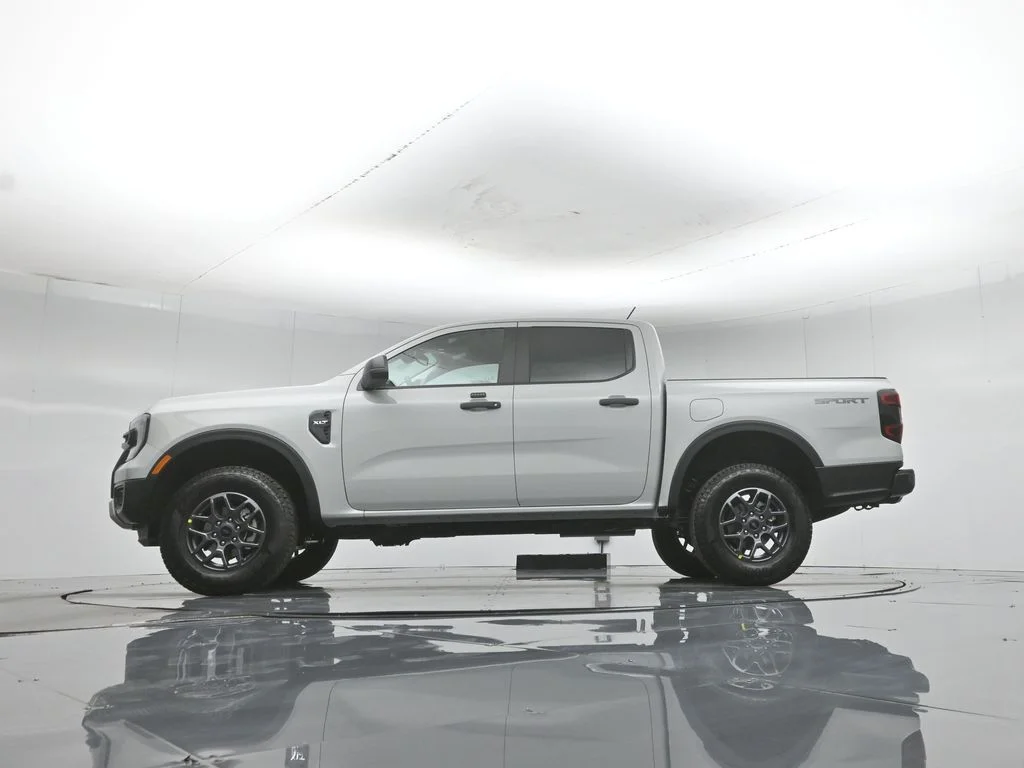 New 2026 Avalanche Ford XLT image 7