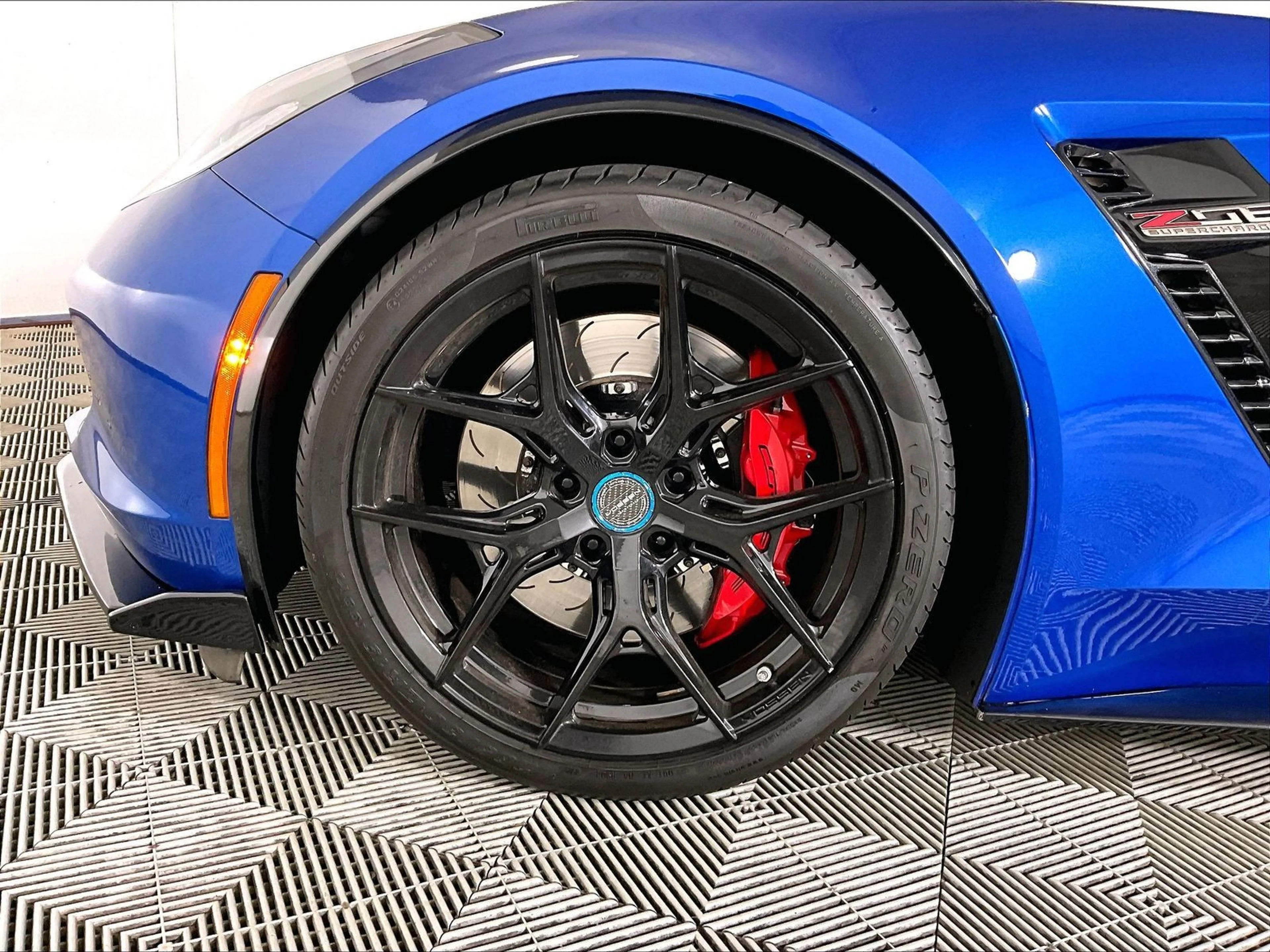 2016 Chevrolet Corvette 2LZ - Photo 26