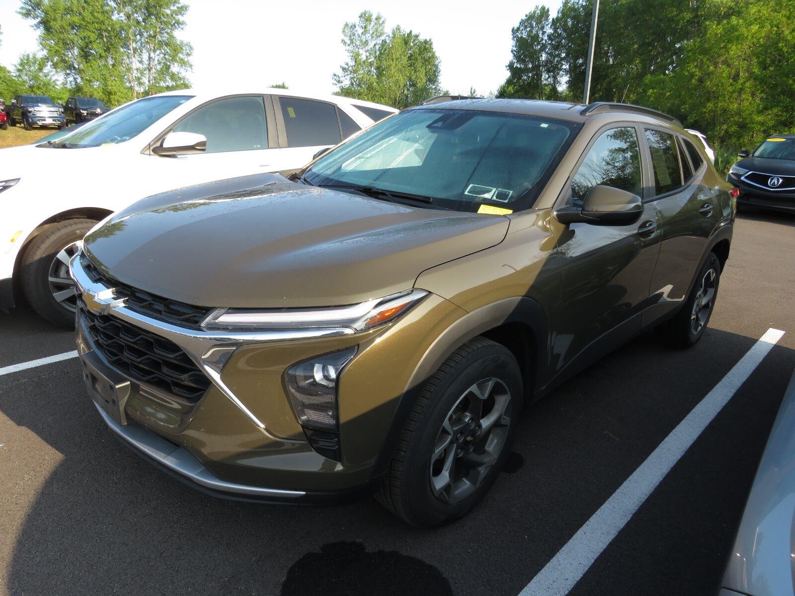 Used 2024 Harvest Bronze Metallic Chevrolet LT image 5