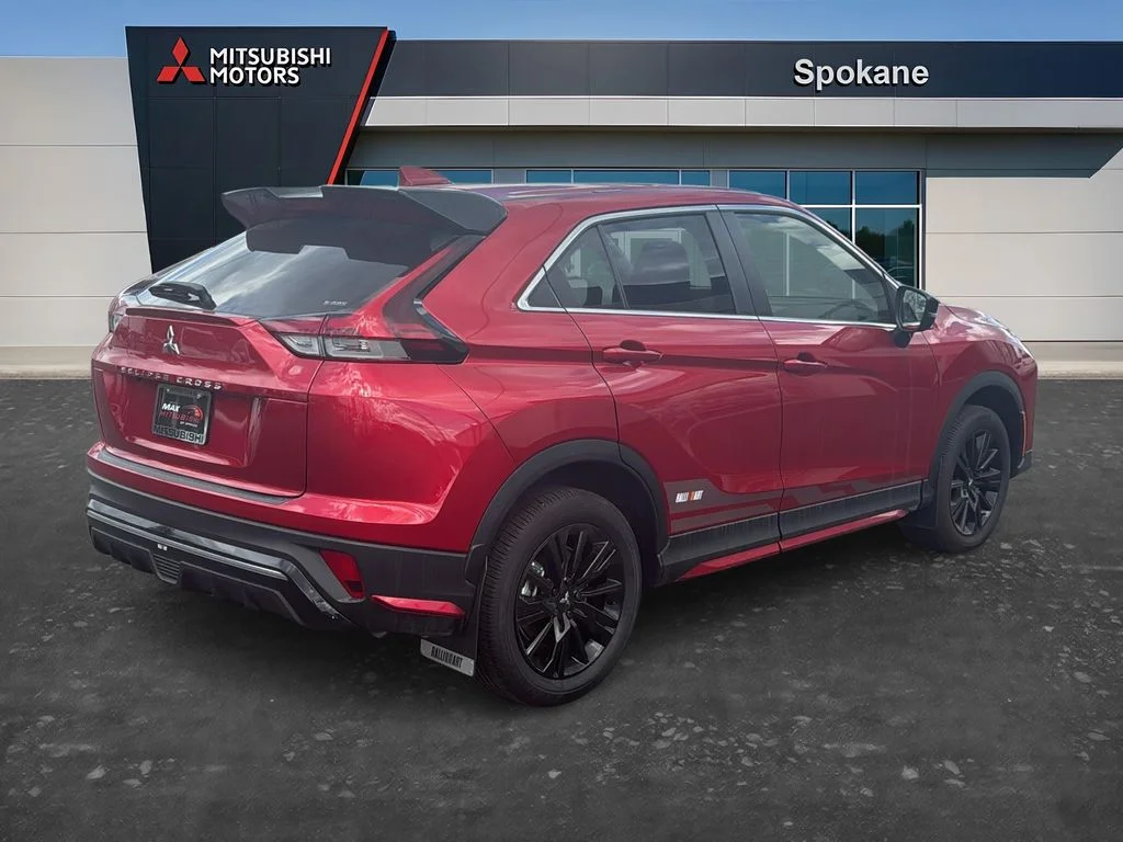 New 2026 Red Diamond Mitsubishi LE image 7