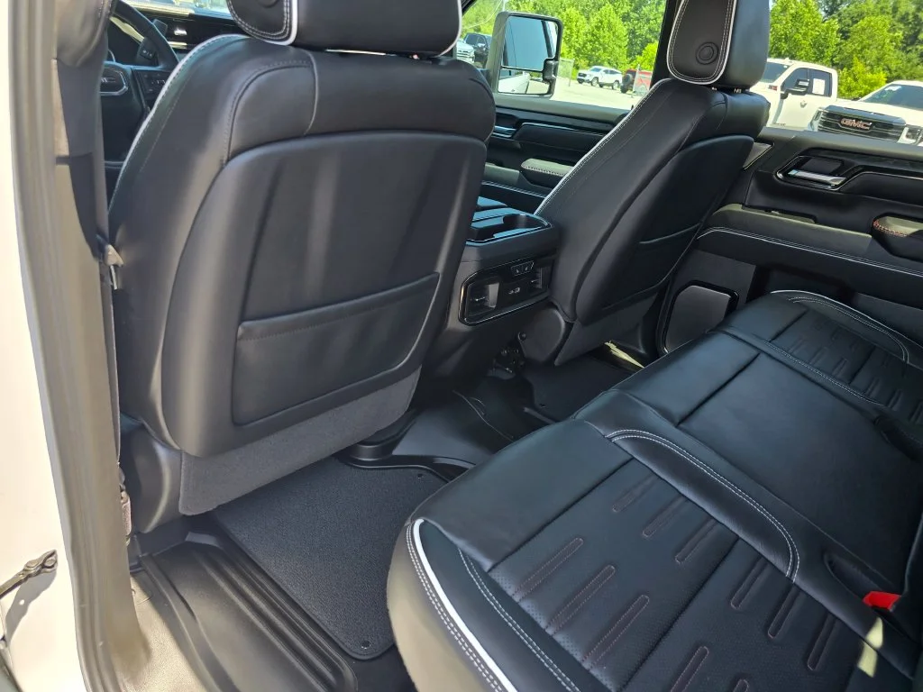New 2026 White GMC AT4X image 28
