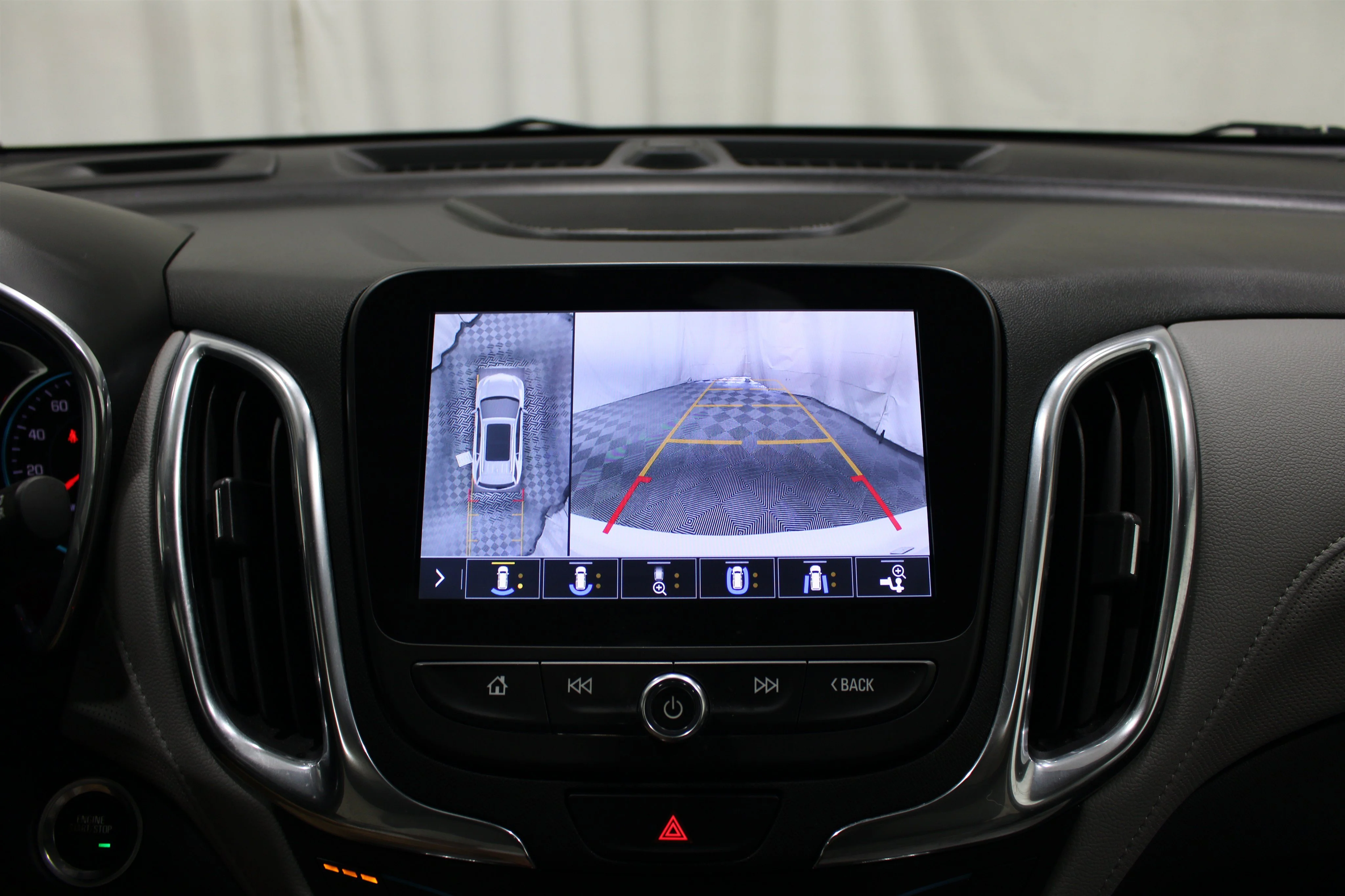 2020 Chevrolet Equinox Premier - Photo 18