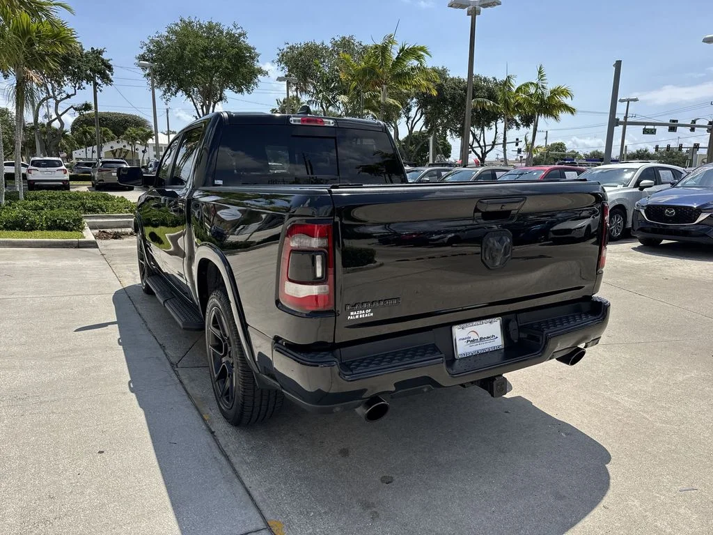 Used 2022 Diamond Black Ram Laramie image 13