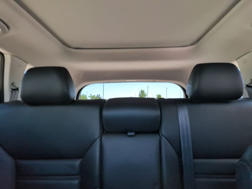 Used 2020 Silver Kia SX image 23