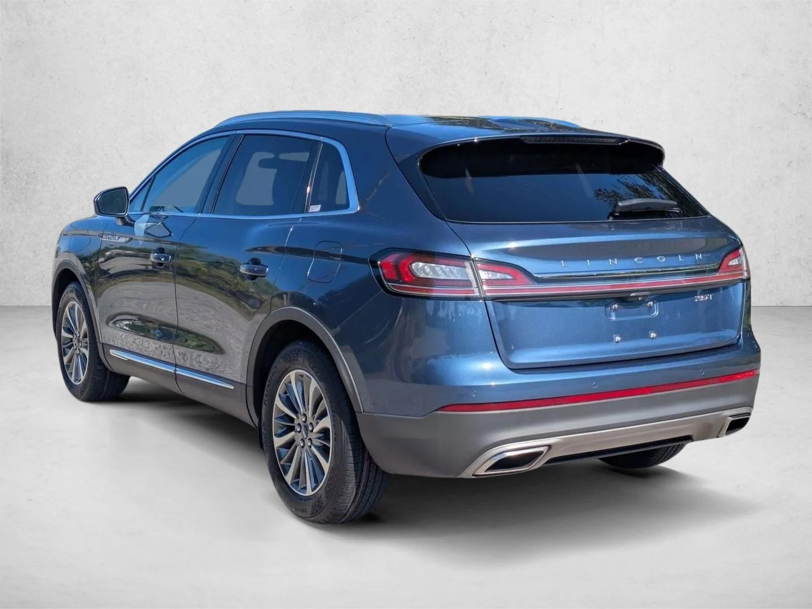 Used 2019 Blue Diamond Metallic Lincoln Select image 8