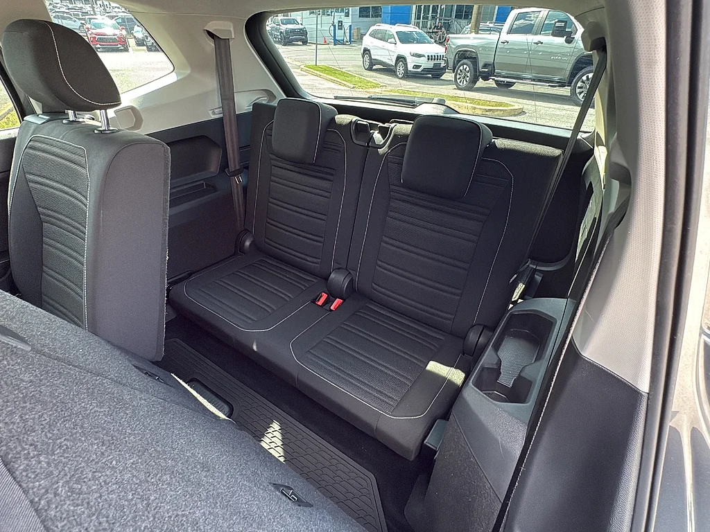 Used 2022 Platinum Gray Metallic Volkswagen 2.0T S FWD image 18