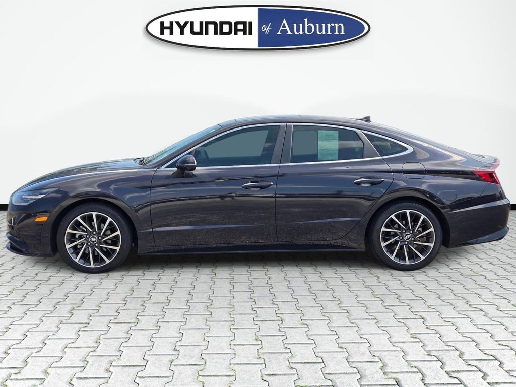 Used 2023 Blue Hyundai Limited image 9