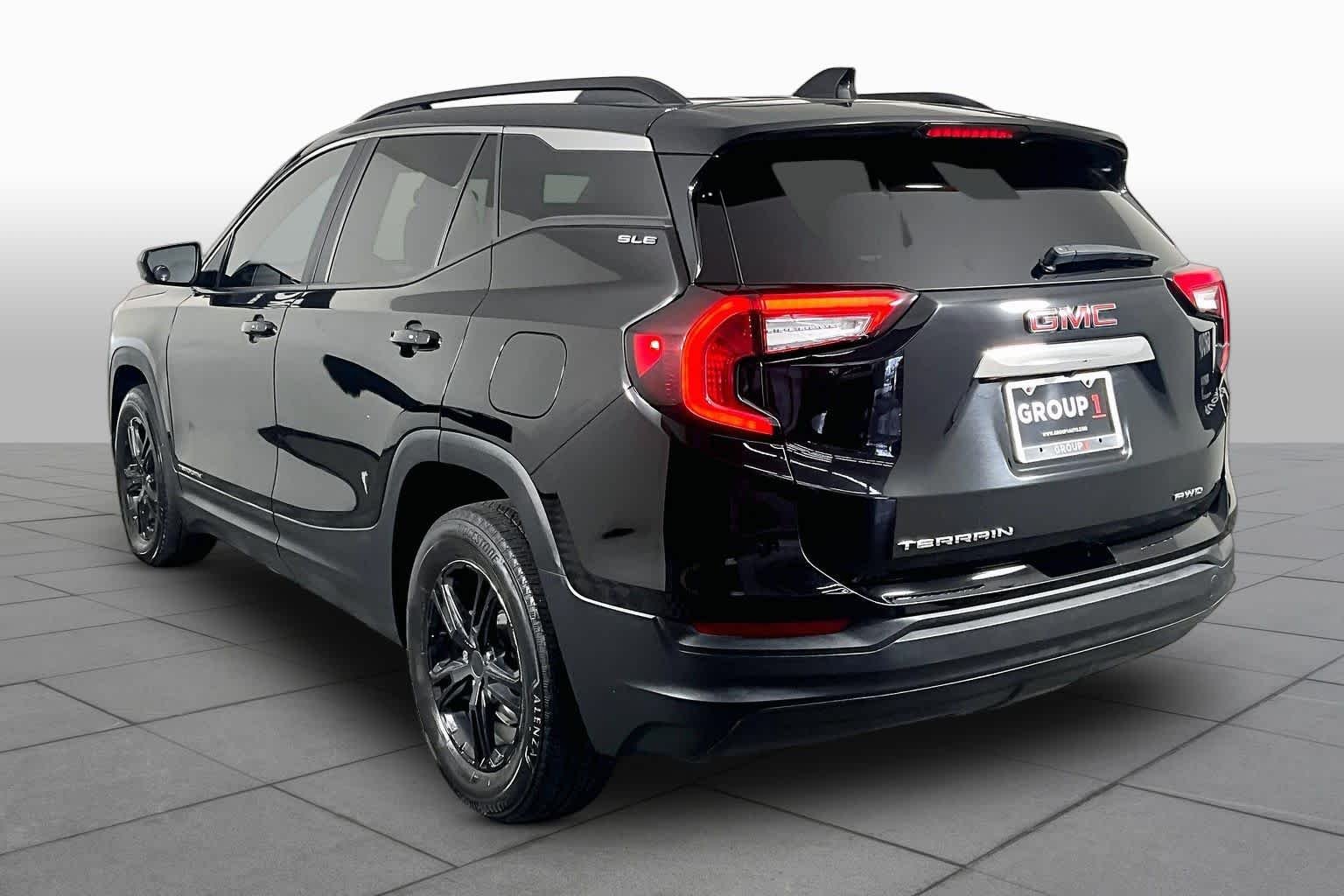 Certified Used 2022 EBONY TWILIGHT METALLIC GMC SLE image 11