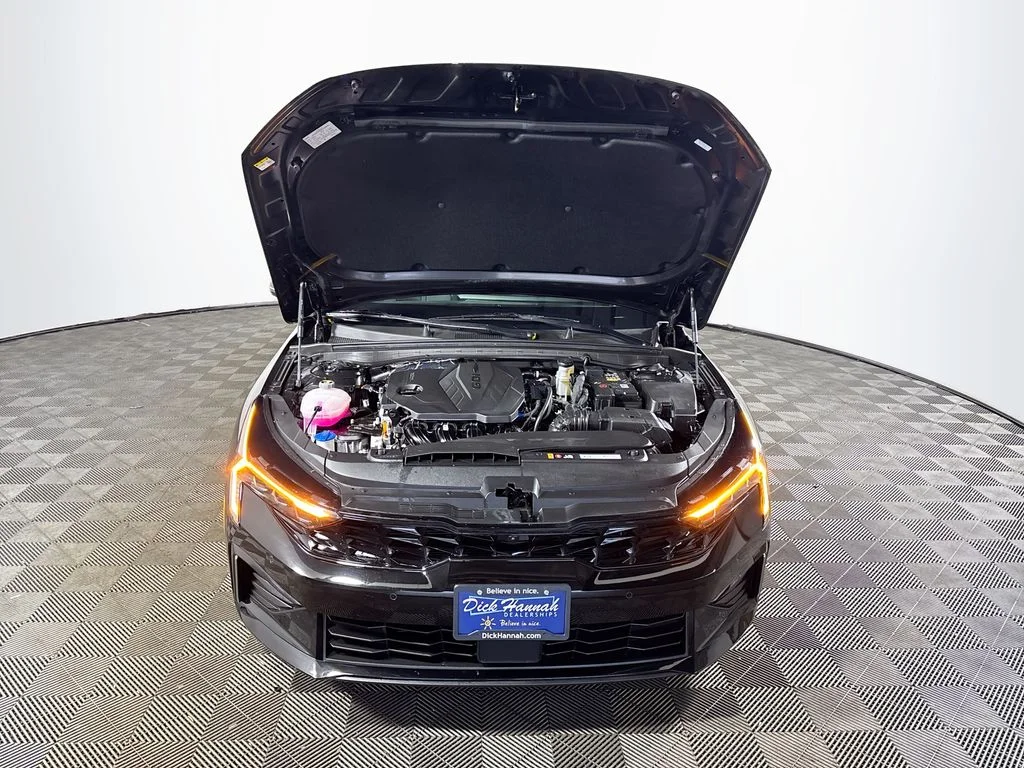 Used 2025 Black Kia EX image 23