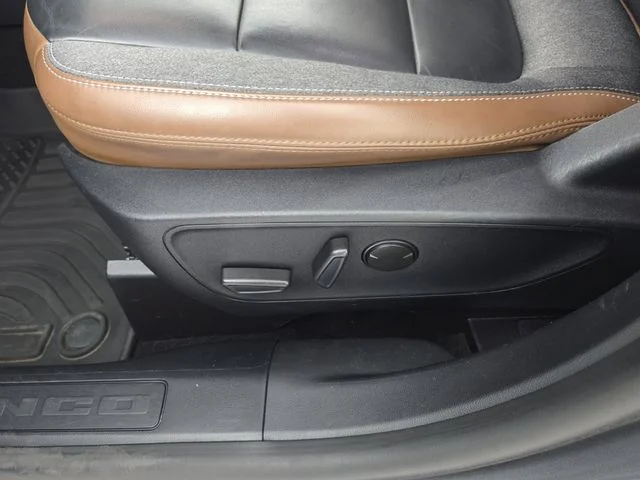 Used 2022 Gray Metallic Ford Outer Banks image 17