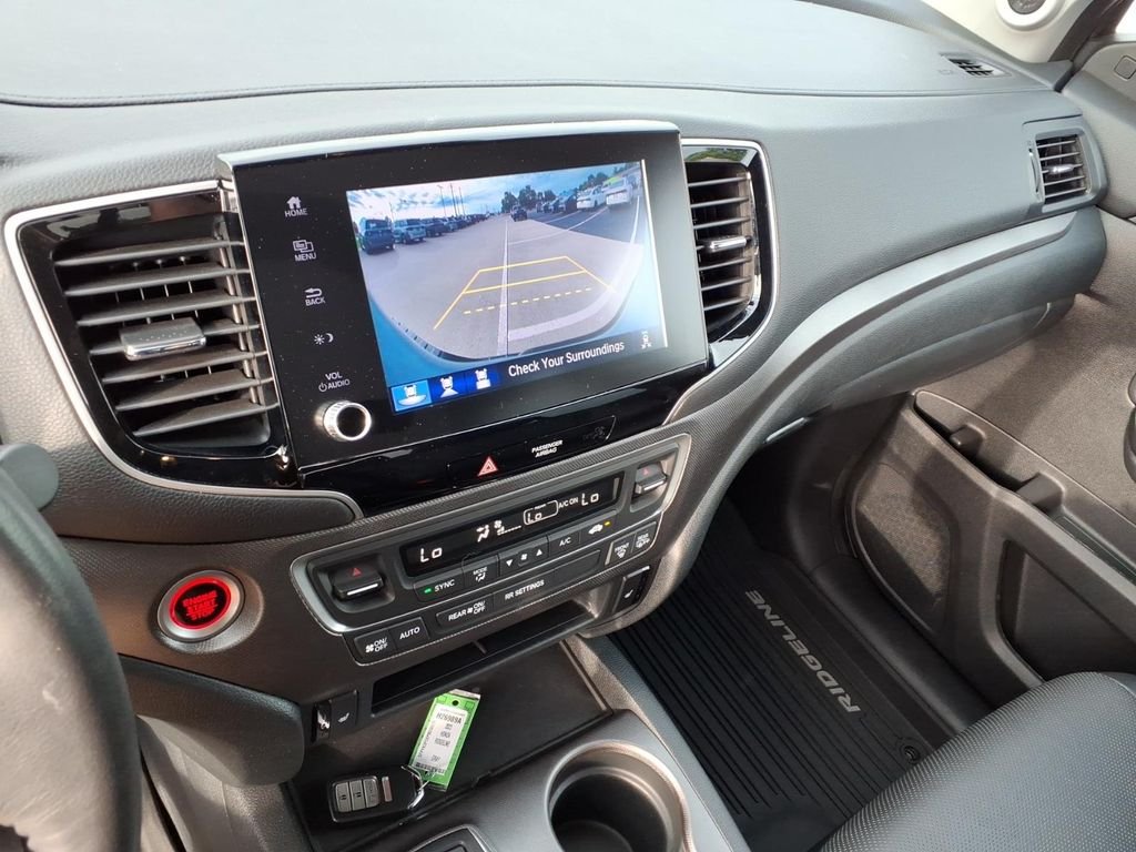 Used 2023 Crystal Black Pearl Honda RTL image 6