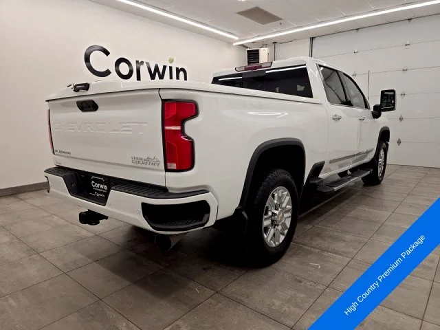 Used 2024 Summit White Chevrolet High Country image 5