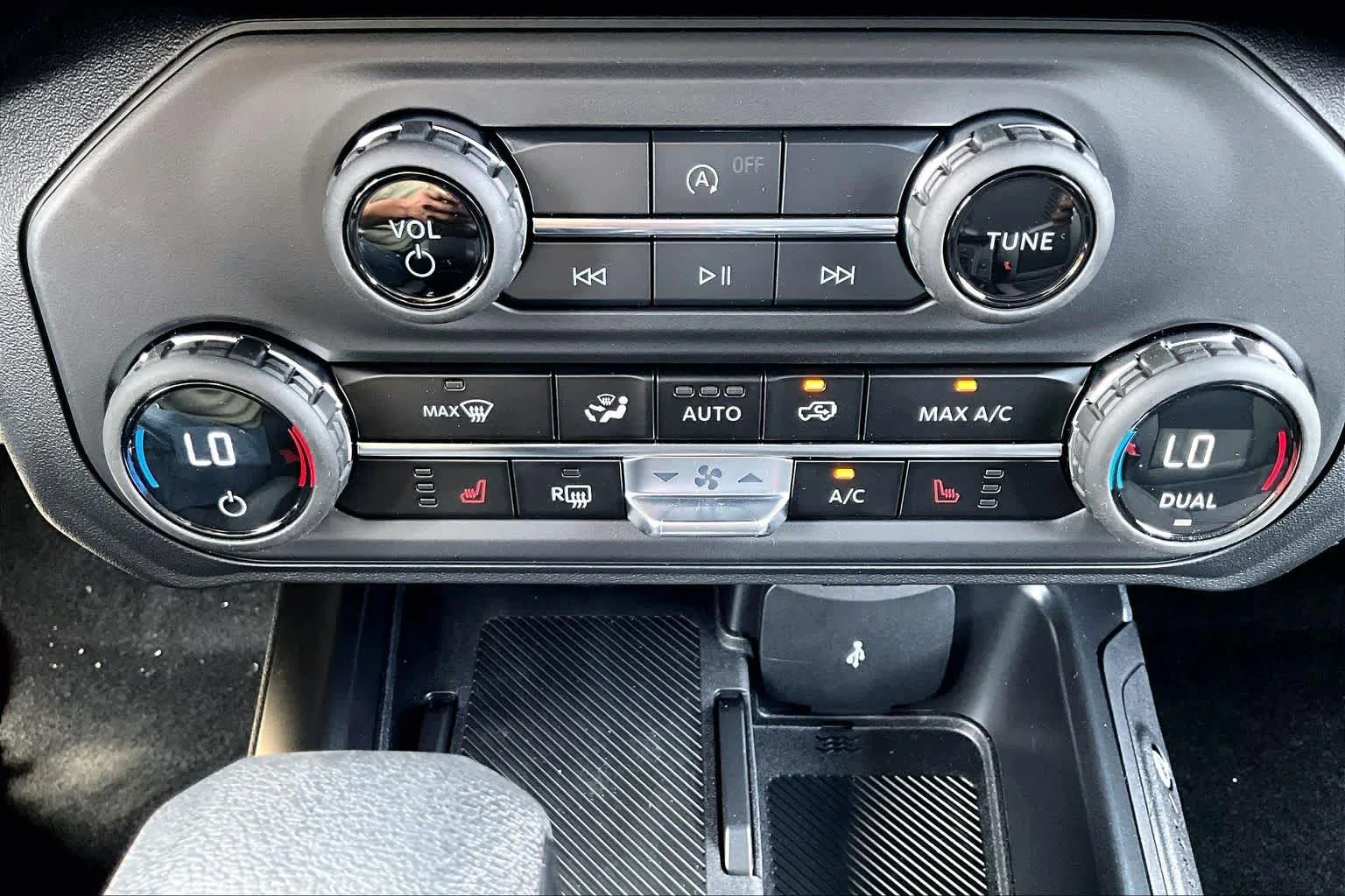 New 2026 Avalanche Gray Ford Big Bend® image 19