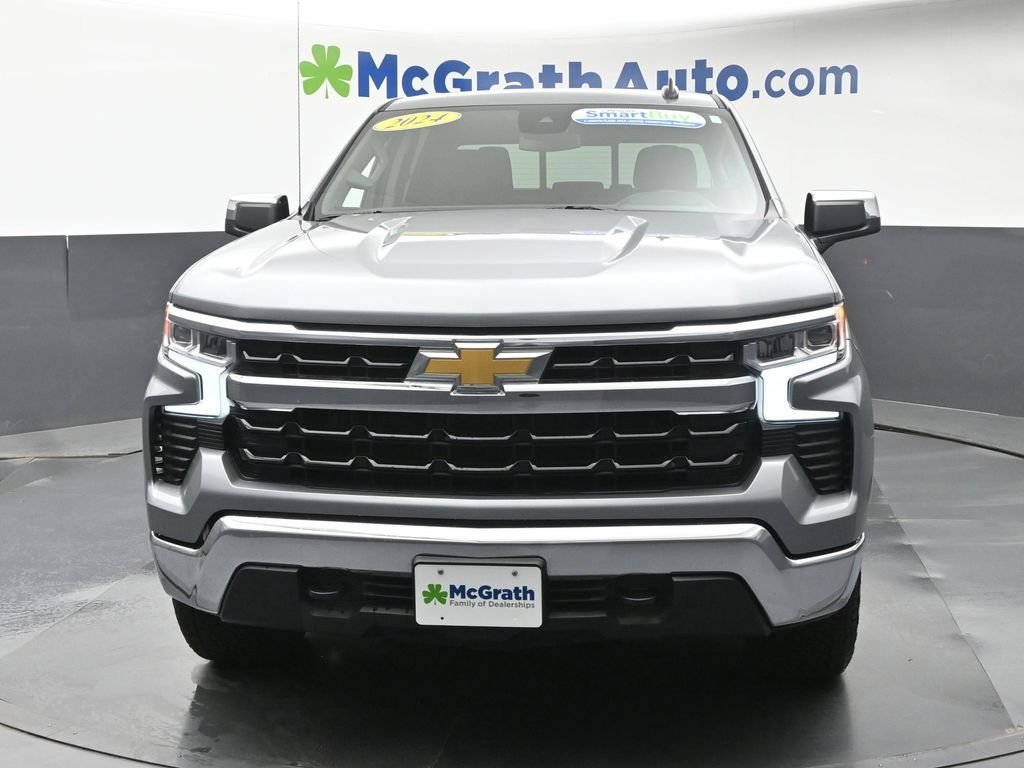 Used 2024 Gray Chevrolet LT image 6