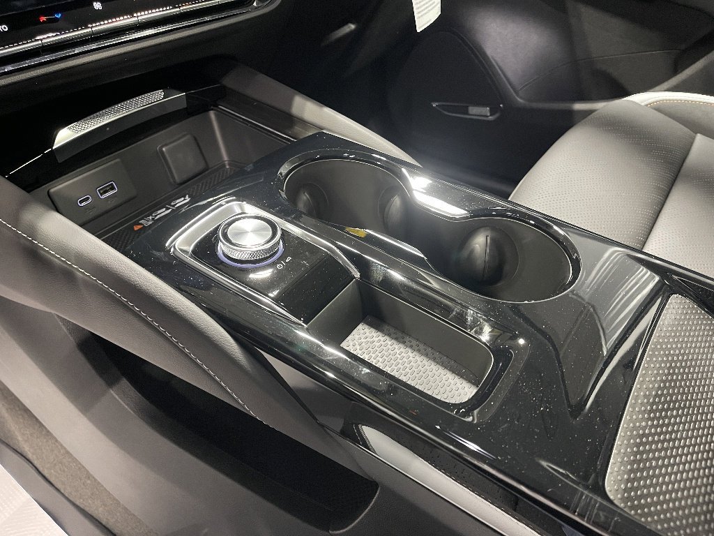 2026 Buick Envision Sport Touring - Photo 29