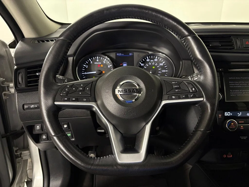 Used 2018 Silver Nissan Hybrid SL image 19