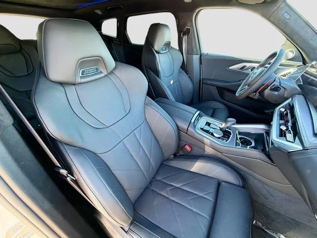 New 2026 Mineral White Metallic BMW Label image 15