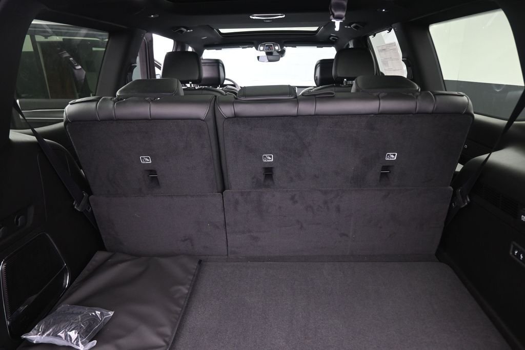 New 2026 Baltic Gray Metallic Clearcoat Jeep Limited Reserve image 16