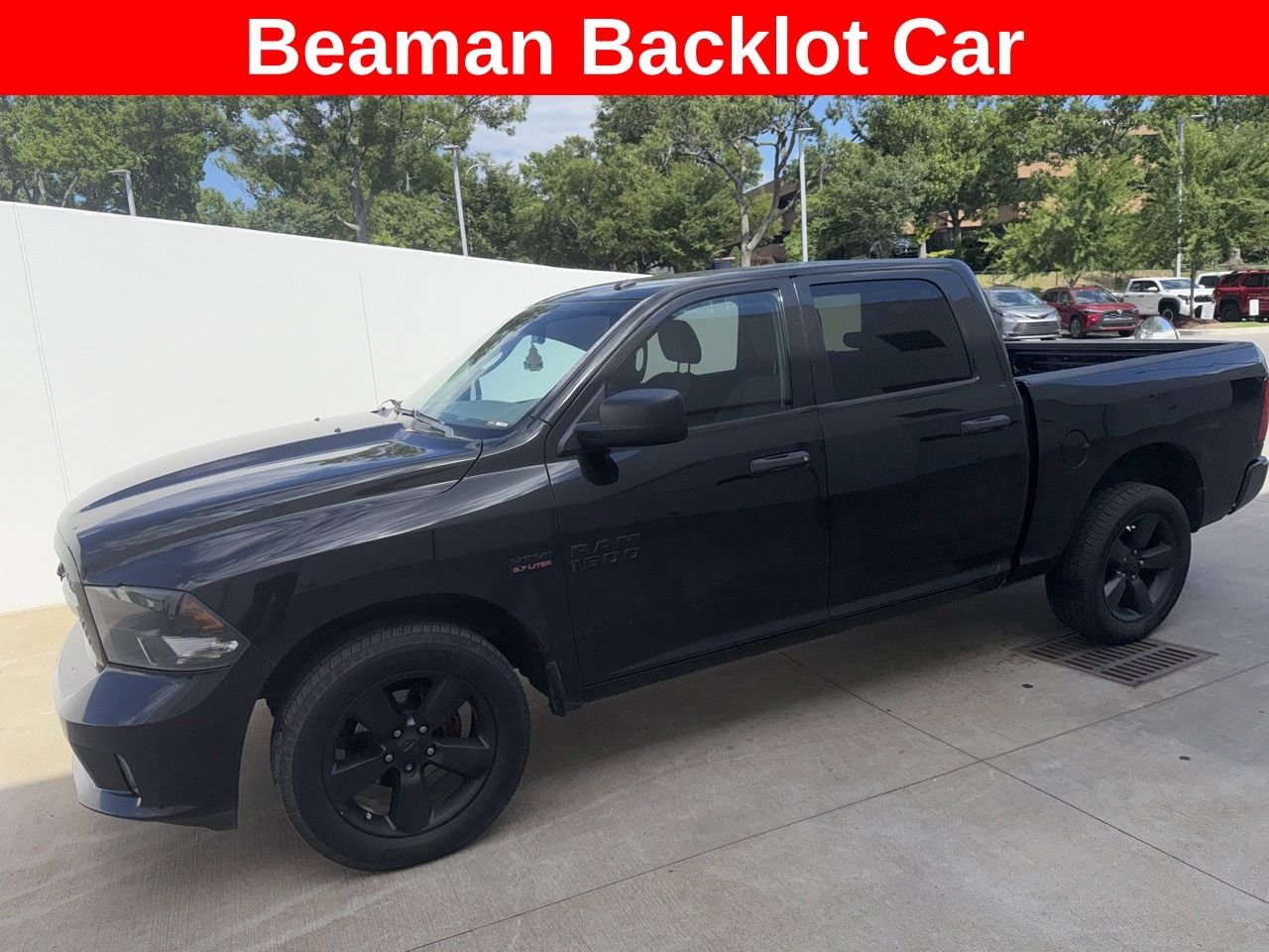 2016 RAM 1500 Express Crew Cab 5'7" (Fleet)'s photo