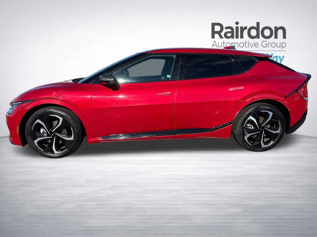 Certified Used 2023 Runway Red Kia GT-Line image 4